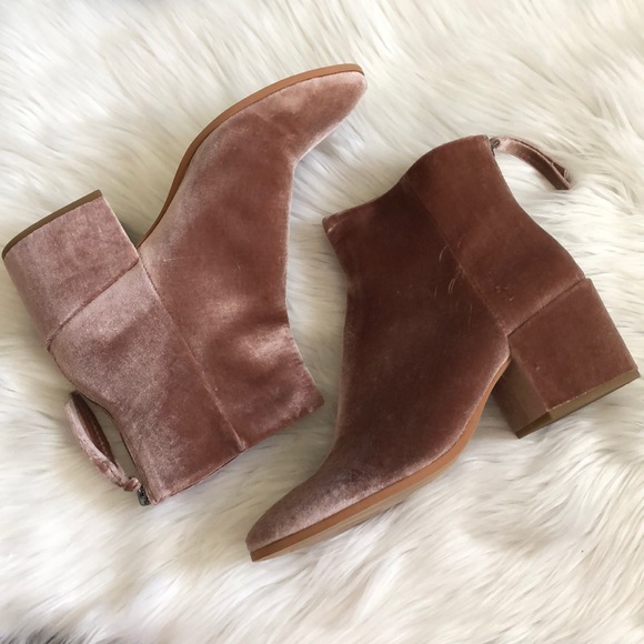 Dolce Vita Shoes - Dolce Vita Blush Velvet Ankle Bootie